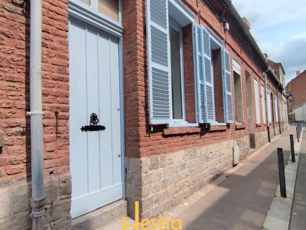 Maison TII en duplex - Centre-ville Douai