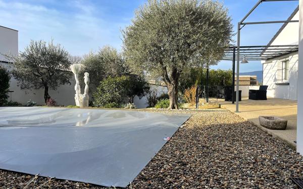 Maison à vendre    5 pièces •  Montélimar