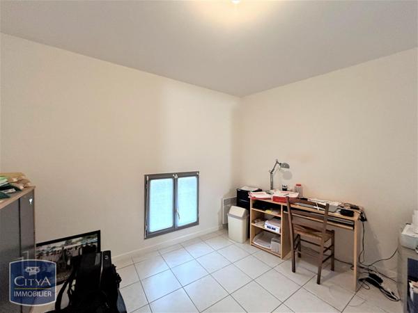 Appartement à louer 4 pièces 91.85m²