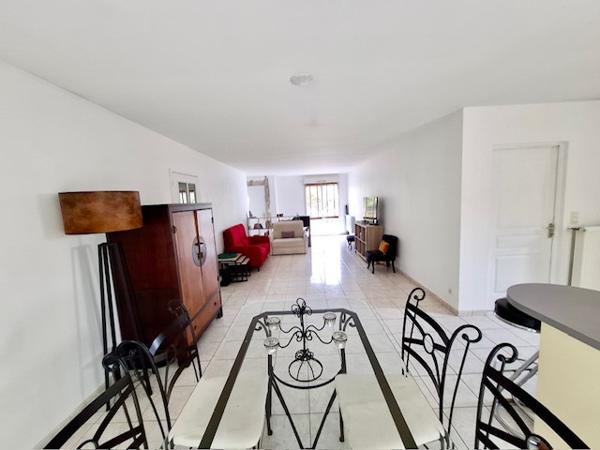 Saint-Jean-de-Linières (49070) PLAIN PIED 3 chambres, 97m²