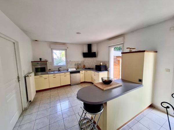 Saint-Jean-de-Linières (49070) PLAIN PIED 3 chambres, 97m²