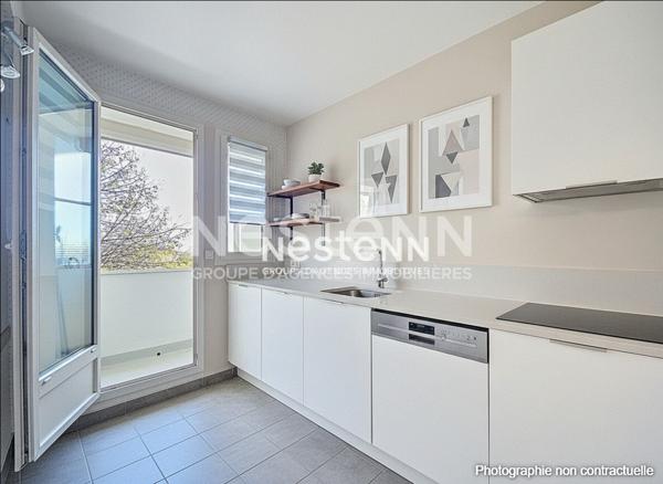 Chilly-Mazarin T3 avec Loggia et Box dans la résidence recherchée des Aulnes, proche centre-ville.