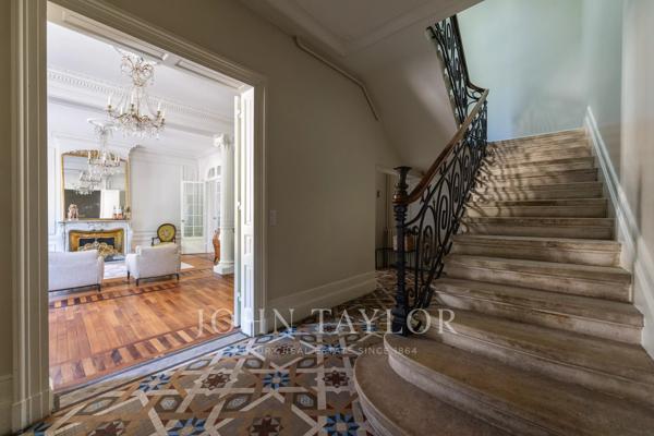 Élégante maison familiale avec jardin et box – Bordeaux Judaïque / Saint-Seurin - John Taylor Bordeaux
