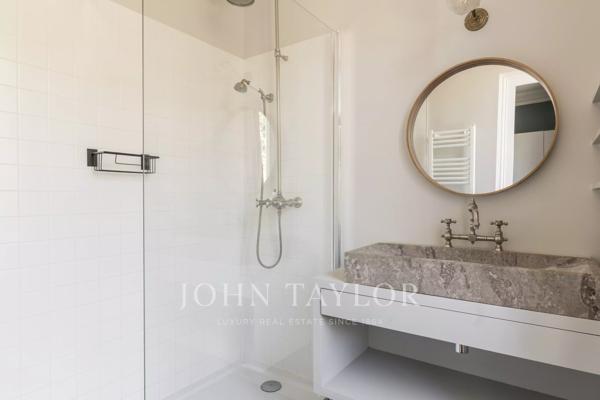 Élégante maison familiale avec jardin et box – Bordeaux Judaïque / Saint-Seurin - John Taylor Bordeaux