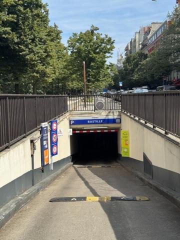 75012 PLACE DE PARKING 1er sous-sol- Bastille - Gare de Lyon - INDIGO