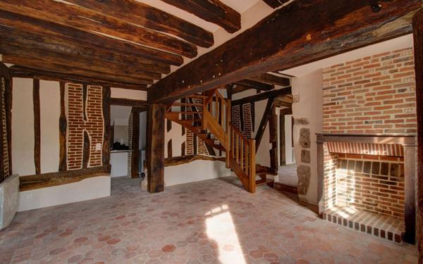 Maison à louer    5 pièces •  Le Moulinet-sur-Solin