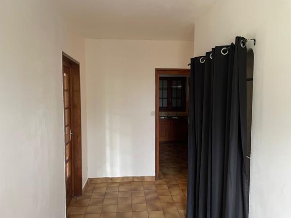 Maison de plain-pied de 90 m² avec jardin