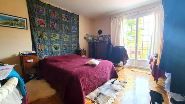 BONNEVAL - Grande maison 230 m² + sous-sol aménagé – idéal famille / pro