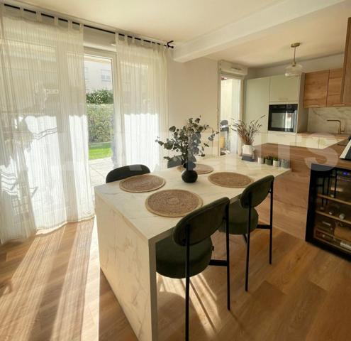 T3 de 65 m² entièrement climatisé avec jardin privatif de 50m². Vous posez vos valises !  Résidence 