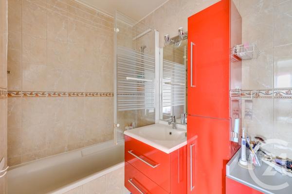 Appartement F3 à vendre  3 pièces - 56,42 m2 PARIS - 75015