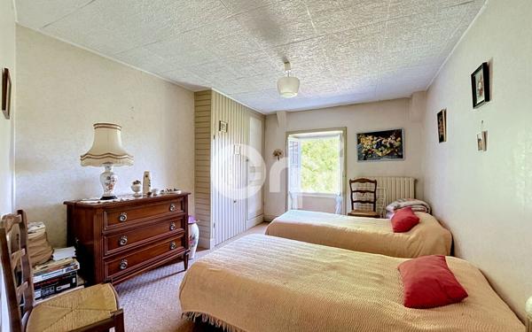 Maison à vendre    5 pièces • 120 m2 Saint-Cyprien