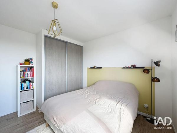 Appartement à vendre 2 pièces 48 m² Vaux-le-Pénil