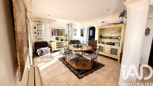 Maison à vendre 6 pièces 177 m² Roquebrune-sur-Argens