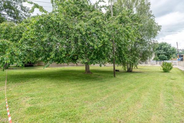 Vente                                                      Terrain
                        
                                         403 m2                     à Dampmart