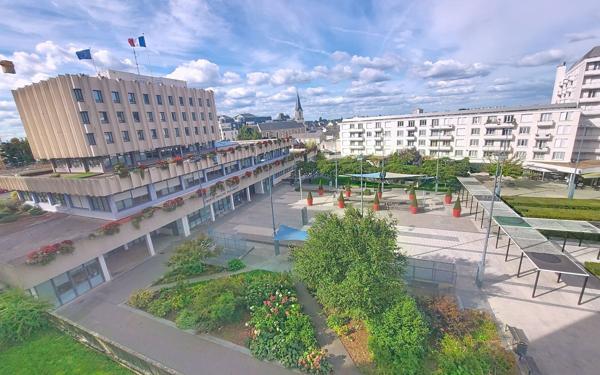 Appartement à vendre    3 pièces • 72,90 m2 Joué-lès-Tours