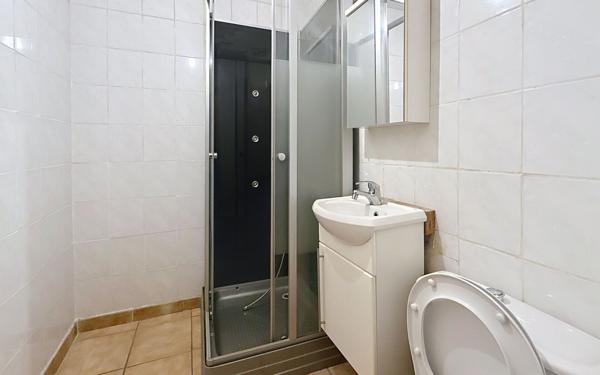 Appartement à vendre    5 pièces • 104 m2 Avignon