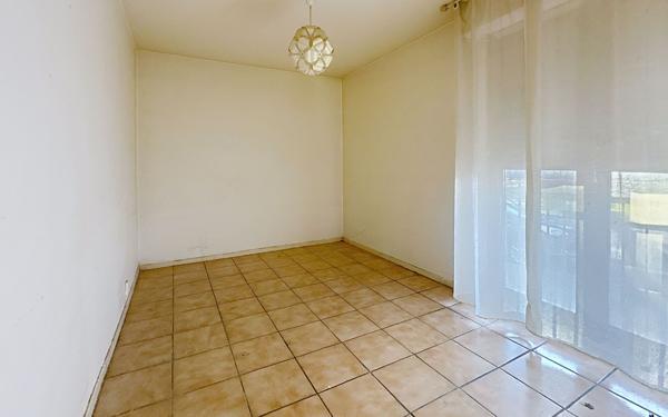 Appartement à vendre    5 pièces • 104 m2 Avignon