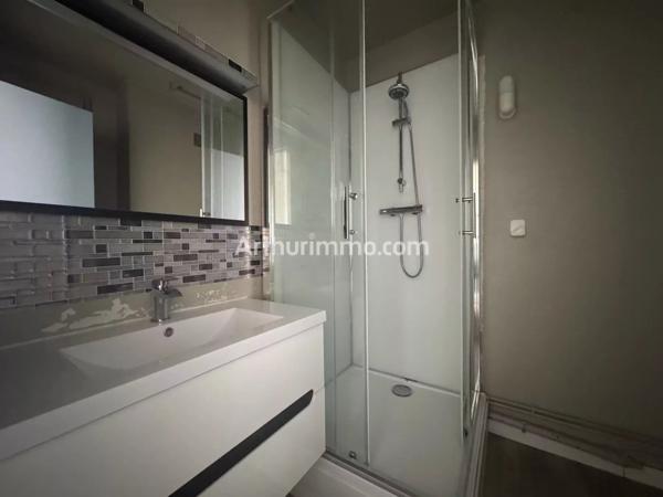 Location Appartement 4 pièces 69 m2 à Lons-le-Saunier