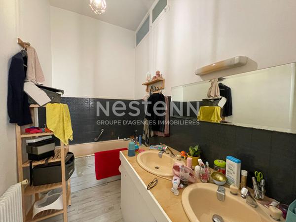 Talence centre proche TRAM Echoppe double avec garage sur 600 m2 de terrain