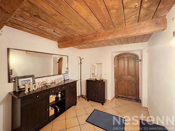 Maison de village  de 102 m² , 3 chambres  avec cave, remise et  buanderie sur Saint-Maximin-La-Sainte-Baume