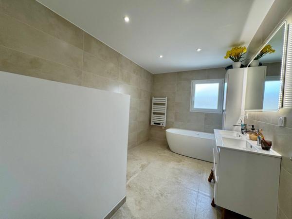 Maison à vendre 6 pièces SAINT CHRISTOL LES ALES (30)