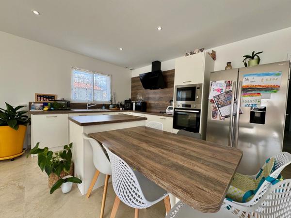 Maison à vendre 6 pièces SAINT CHRISTOL LES ALES (30)