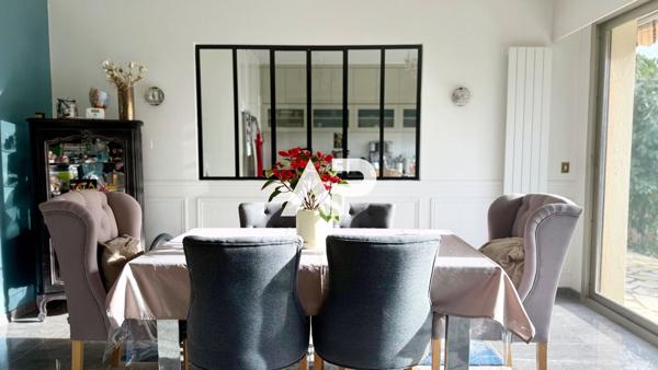Maison Soisy Sous Montmorency 8 pièce(s) 272 m2 €928 000 ** - Référence 1439
