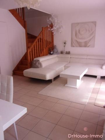 Maison à louer 4 pièces de 83 m²