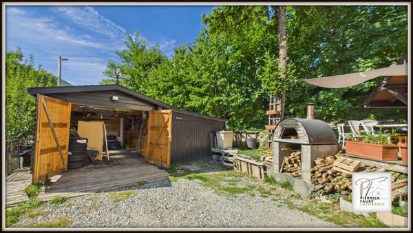 Appartement Duplex 4 chambres avec extérieur 250m² garage cave et cuisine d'été