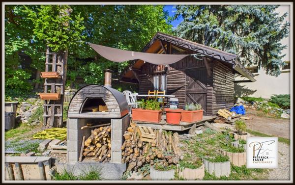 Appartement Duplex 4 chambres avec extérieur 250m² garage cave et cuisine d'été