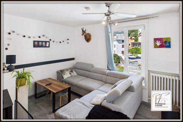 Appartement Duplex 4 chambres avec extérieur 250m² garage cave et cuisine d'été