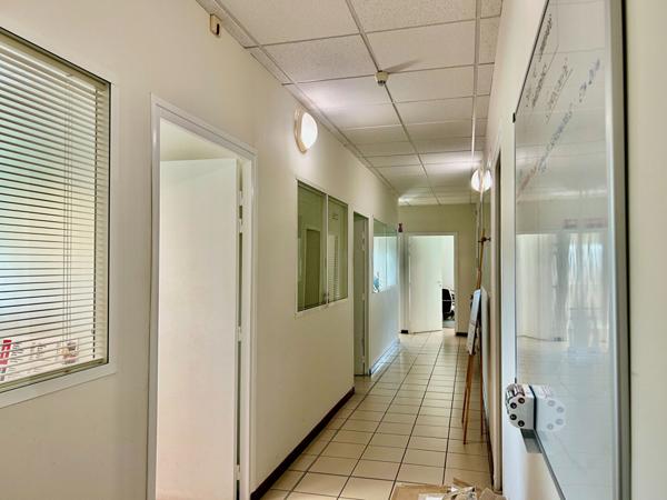 Bureaux Le Lamentin 122 m2