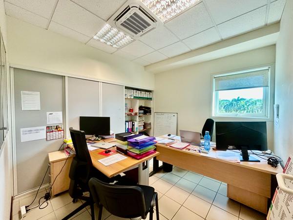 Bureaux Le Lamentin 122 m2