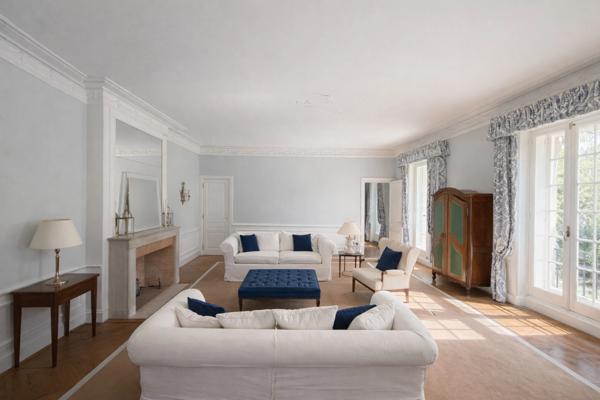 Biarritz – Élégance et prestige dans une demeure historique avec parc, piscine et tennis