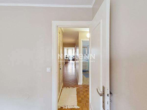 Appartement Paris 2 pièce(s) 52 m2 Paris 16, La Muette, Boulainvilliers, Passy, Traversant