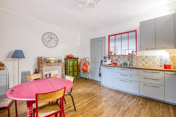 Nantes -Longchamp- Belle maison 6 pièces 130 m2,  
Nantes 44300