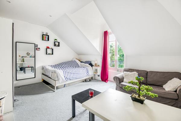 Nantes -Longchamp- Belle maison 6 pièces 130 m2,  
Nantes 44300