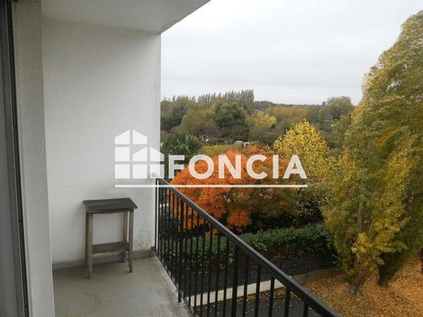 Location Appartement 3 pièces 66.36 m² - 3E ETAGE Niort 79000