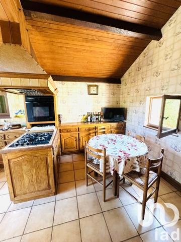 Maison à vendre 10 pièces 214 m² Puy-l'Évêque