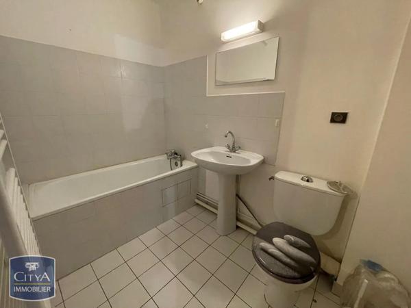 Appartement à louer 1 pièce 32m² Blois (41000)