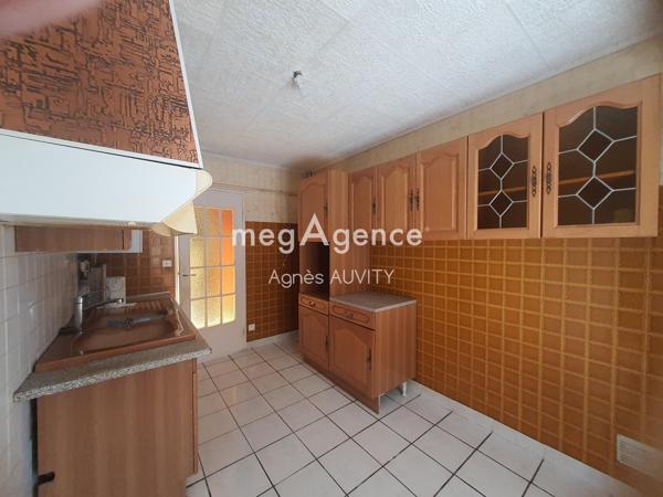 Maison à DOMERAT, 03410 - 6 pièces 127m²