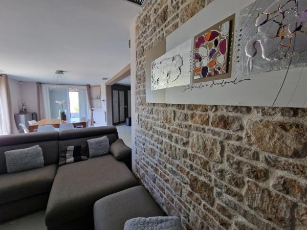 Propriete VILLA avec PISCINE et PARC vendre 8 pièces APT (84)