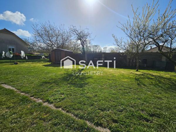 Appartement en duplex rénové de 3 chambres avec balcon et jardinet
