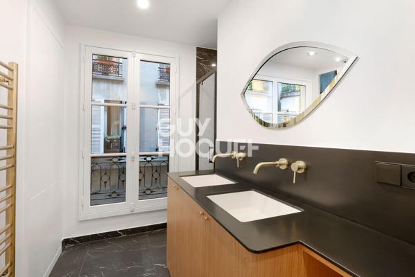 Appartement rénové par architecte de 5 pièces - Nouvel Athènes 75009- 96 m²