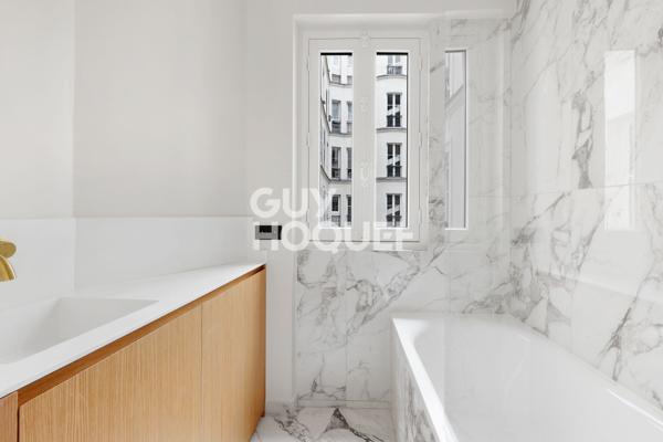 Appartement rénové par architecte de 5 pièces - Nouvel Athènes 75009- 96 m²