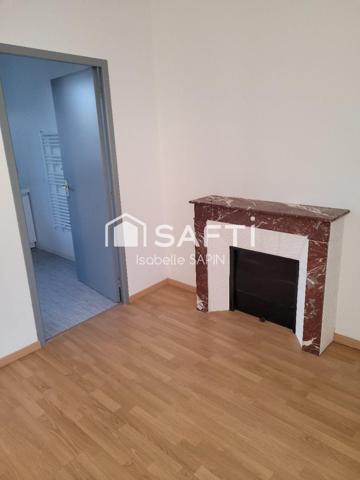 Jolie maison de ville rénovée avec goût, sur 2 niveaux