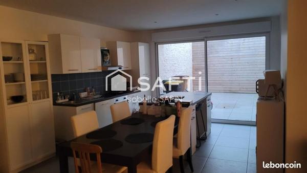 Jolie maison de ville rénovée avec goût, sur 2 niveaux