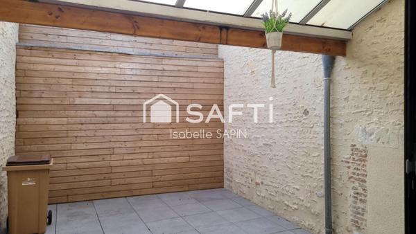 Jolie maison de ville rénovée avec goût, sur 2 niveaux