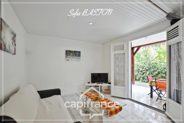 Les Trois-Îlets – Plage à pied - T3 de plain-pied - piscine – 83m2 au sol – Terrain 237m2 (972) - A vendre