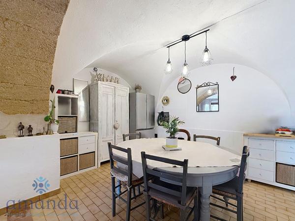 Charmante maison de village, 100m2 habitables, 3 chambres et un bureau